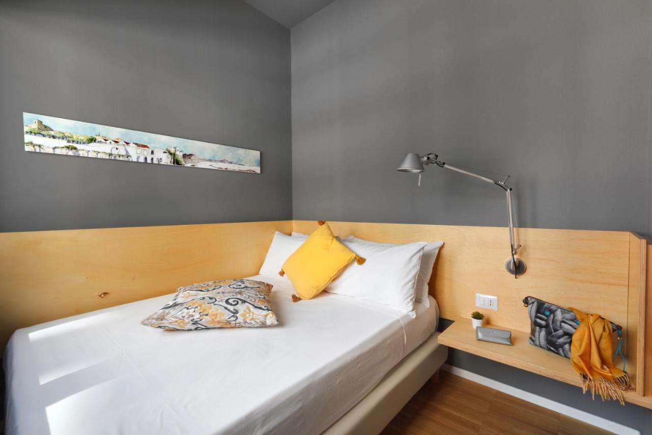 Vivaldo Suite Piazza Dei Martiri - Guest House Неаполь Екстер'єр фото
