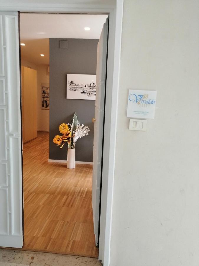 Vivaldo Suite Piazza Dei Martiri - Guest House Неаполь Екстер'єр фото